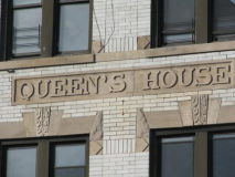 queenshouse3