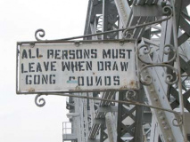 13-willis-drawbridge-sign_