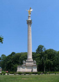 01-monument