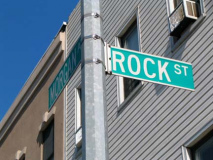 32-rock_-sign_