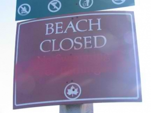 beachclosed