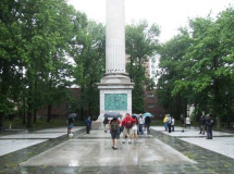 12-hudson-monument