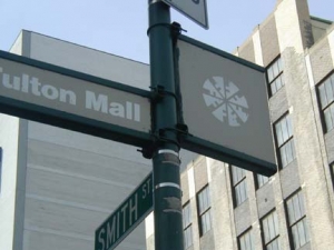 fultonmallsign