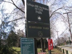 33-harvard-yard2_