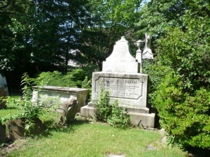 lawrence-cemetery2