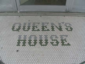queenshouse1