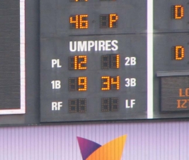 scoreboard-umpires