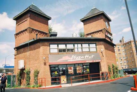 pizza hut on tower road