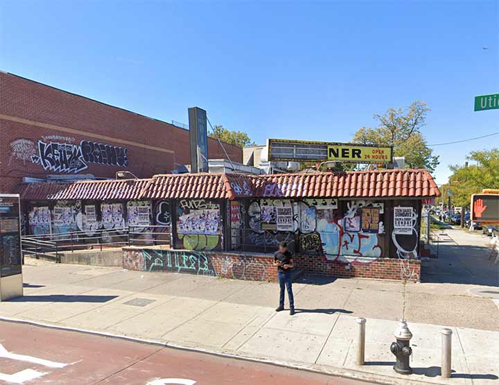 Signs of Utica New York